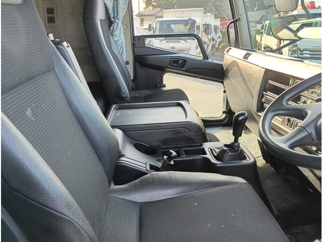 三菱ふそうファイターダンプ増トン（6t・8t）[写真22]