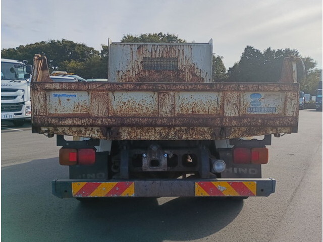 日野レンジャーダンプ中型（4t）[写真07]