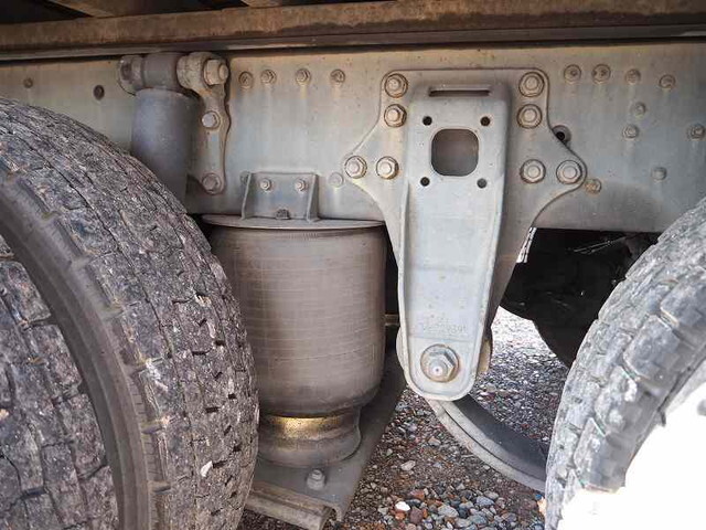 三菱ふそうスーパーグレートクレーン4段大型（10t）[写真25]