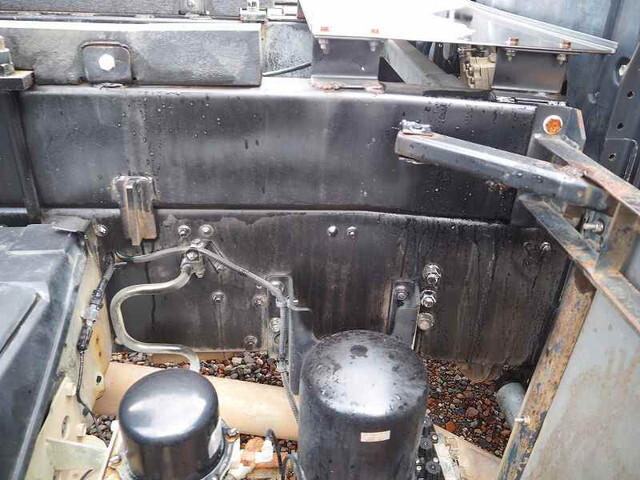 三菱ふそうスーパーグレートダンプ大型（10t）[写真18]