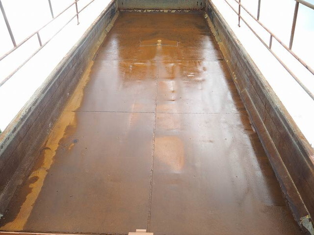 三菱ふそうスーパーグレートダンプ大型（10t）[写真27]