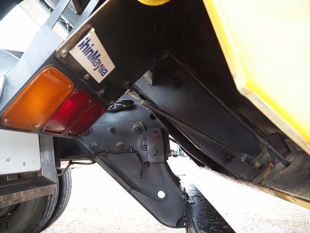 三菱ふそうスーパーグレートダンプ大型（10t）[写真28]