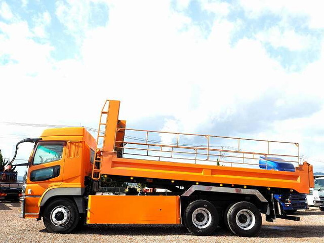 三菱ふそうスーパーグレートダンプ大型（10t）[写真03]