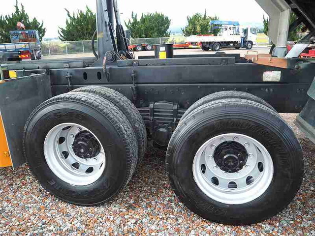 三菱ふそうスーパーグレートダンプ大型（10t）[写真31]