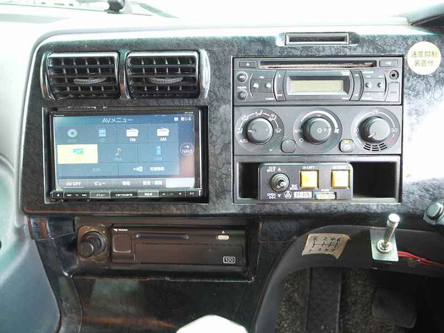 三菱ふそうスーパーグレートダンプ大型（10t）[写真38]