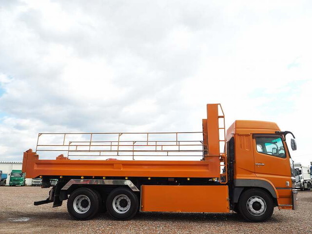 三菱ふそうスーパーグレートダンプ大型（10t）[写真09]