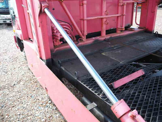 UDトラックスコンドルキャリアカー小型（2t・3t）[写真15]