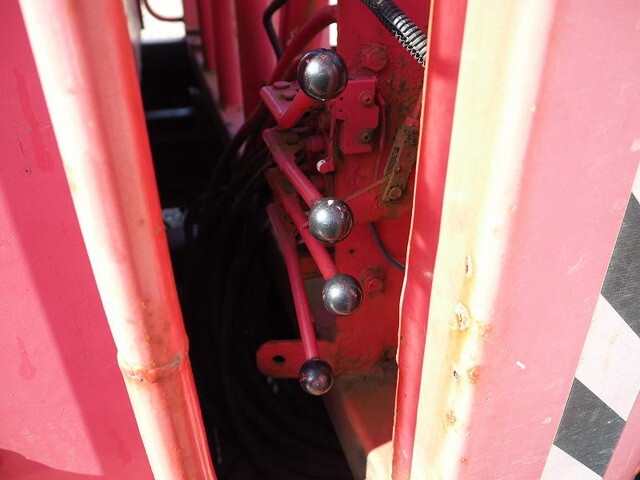 UDトラックスコンドルキャリアカー小型（2t・3t）[写真20]