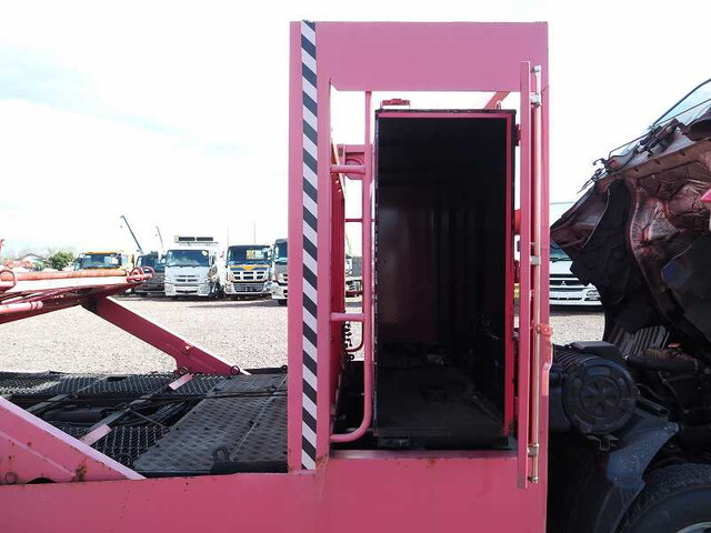 UDトラックスコンドルキャリアカー小型（2t・3t）[写真24]