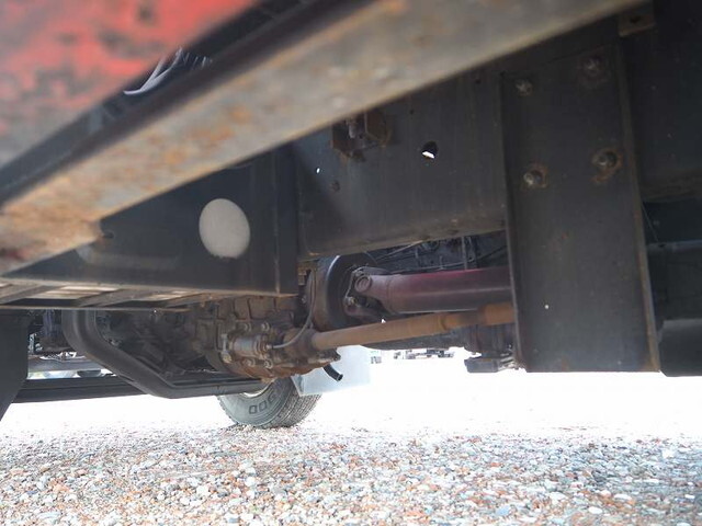 UDトラックスコンドルキャリアカー小型（2t・3t）[写真29]