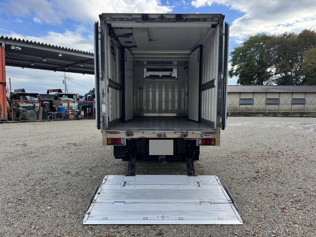 いすゞエルフ冷凍車（冷蔵車）小型（2t・3t）[写真11]