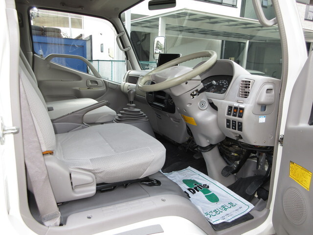 日野デュトロアルミウイング小型（2t・3t）[写真16]