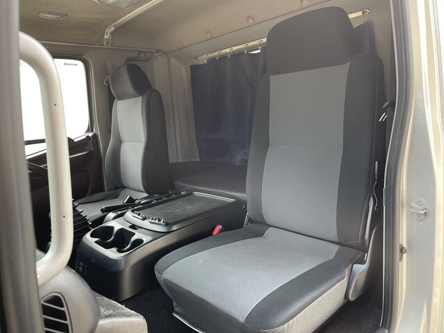 日野レンジャーアルミブロック中型（4t）[写真29]