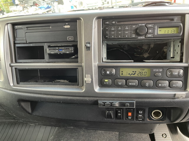 日野レンジャーアルミブロック中型（4t）[写真34]