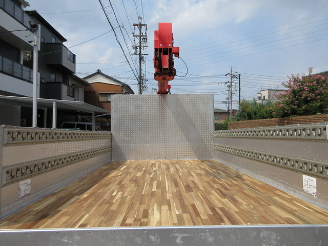 三菱ふそうキャンタークレーン5段小型（2t・3t）[写真10]