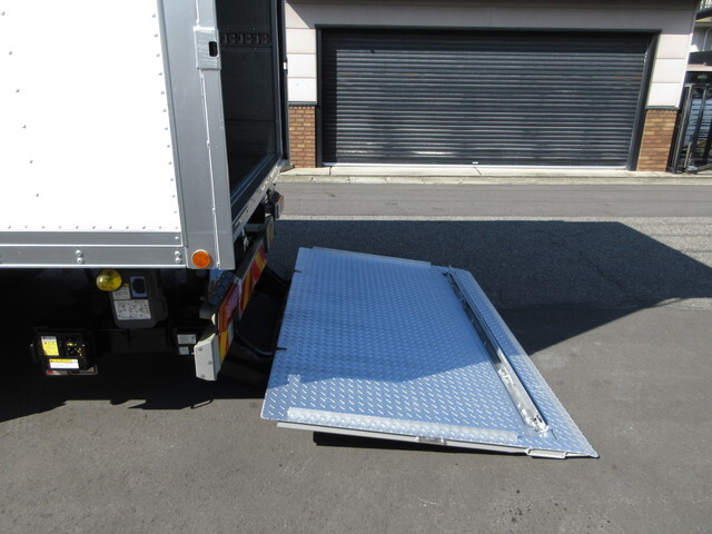 トヨタその他の車種パネルバン小型（2t・3t）[写真12]