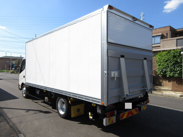 トヨタその他の車種パネルバン小型（2t・3t）[写真02]