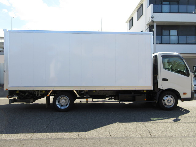 トヨタその他の車種パネルバン小型（2t・3t）[写真05]