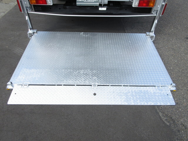 トヨタトヨエースパネルバン小型（2t・3t）[写真11]