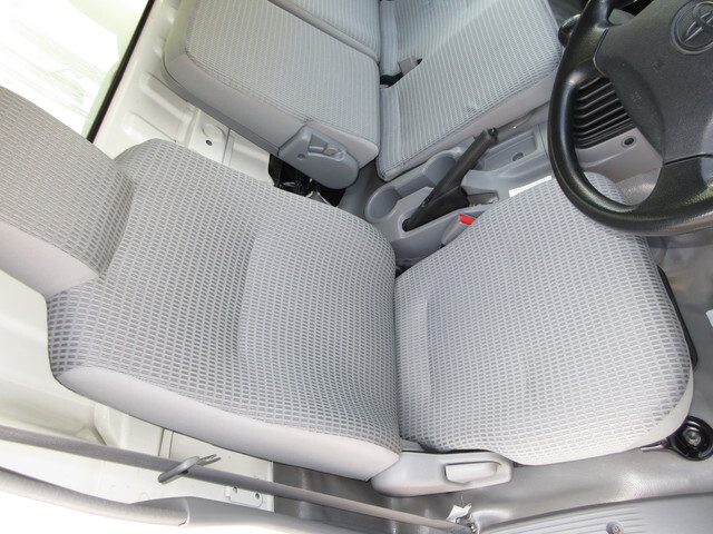トヨタトヨエースパネルバン小型（2t・3t）[写真16]