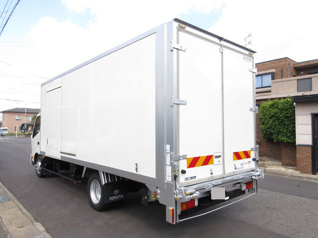 トヨタトヨエースパネルバン小型（2t・3t）[写真02]