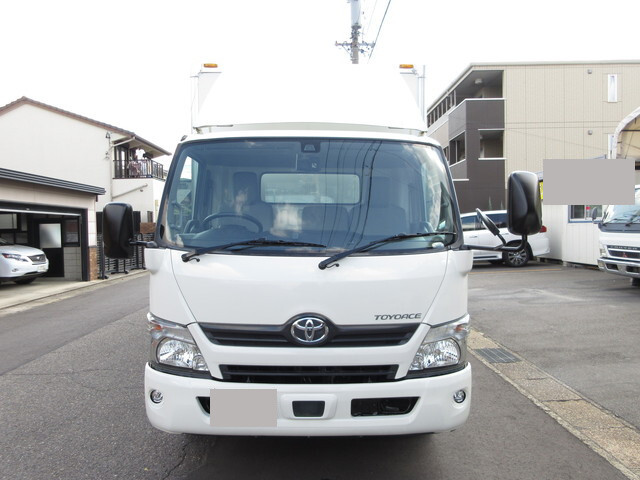 トヨタトヨエースパネルバン小型（2t・3t）[写真03]