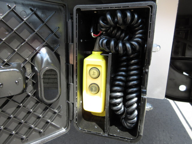 トヨタトヨエースパネルバン小型（2t・3t）[写真38]