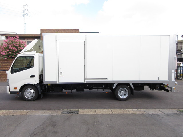 トヨタトヨエースパネルバン小型（2t・3t）[写真04]