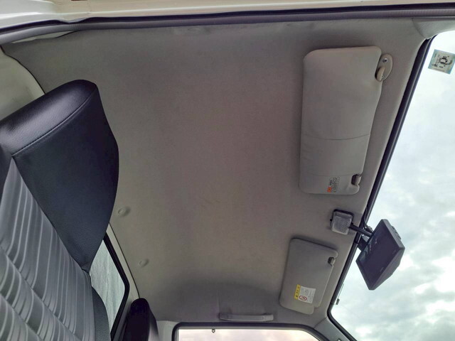 マツダボンゴカーテン車小型（2t・3t）[写真12]