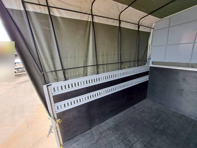 マツダボンゴカーテン車小型（2t・3t）[写真15]