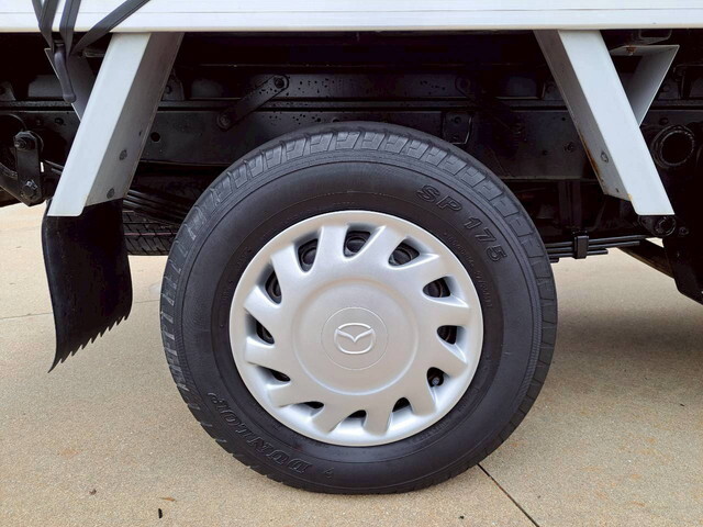 マツダボンゴカーテン車小型（2t・3t）[写真24]