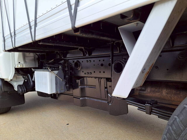 マツダボンゴカーテン車小型（2t・3t）[写真28]