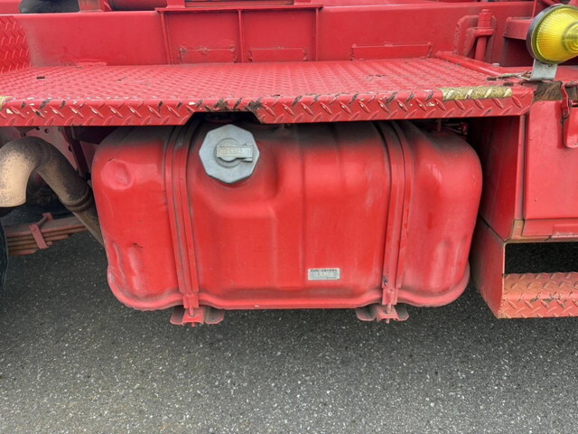 いすゞエルフコンテナ専用車小型（2t・3t）[写真20]