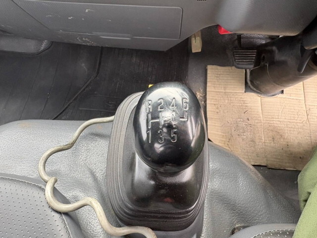 いすゞエルフコンテナ専用車小型（2t・3t）[写真21]