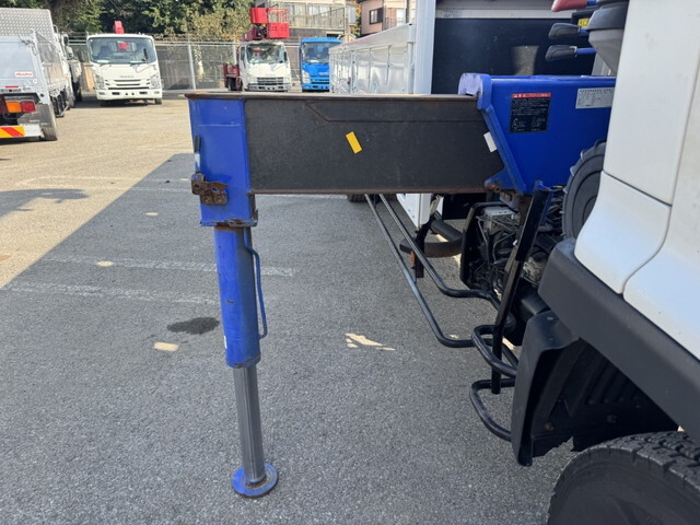 日野レンジャークレーン4段中型（4t）[写真20]