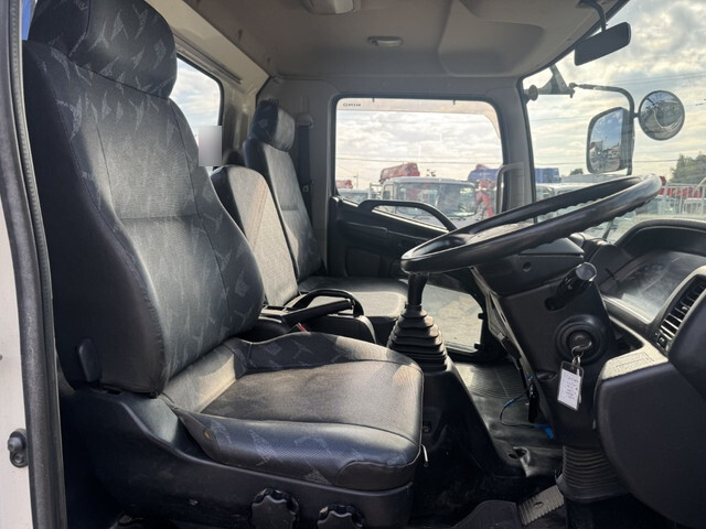 日野レンジャークレーン4段中型（4t）[写真23]