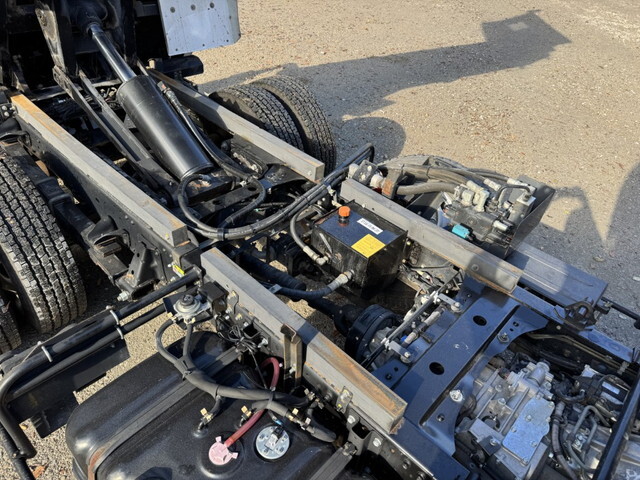 いすゞエルフローダーダンプ小型（2t・3t）[写真19]