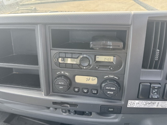 いすゞフォワードクレーン4段中型（4t）[写真10]