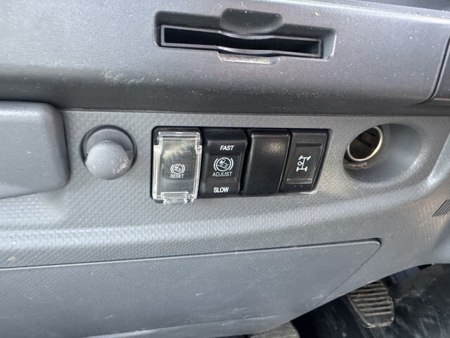 いすゞフォワードクレーン4段中型（4t）[写真12]