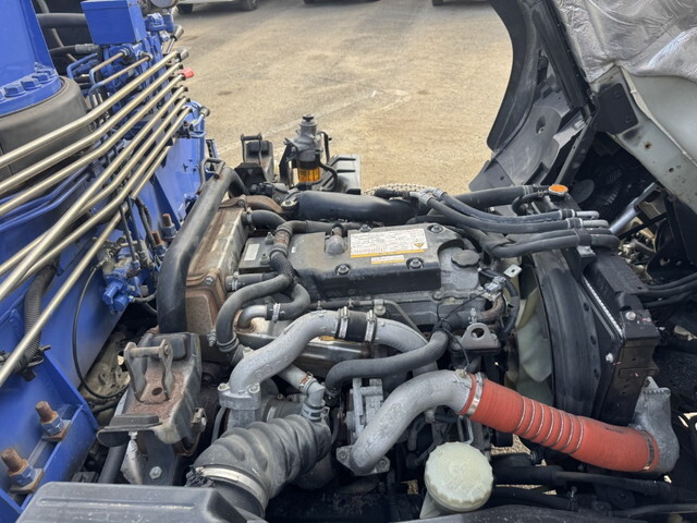 いすゞフォワードクレーン4段中型（4t）[写真32]