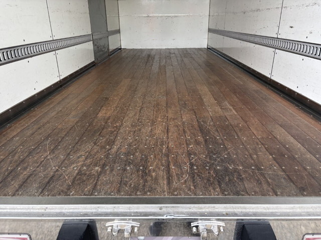 日野レンジャーアルミバン中型（4t）[写真10]