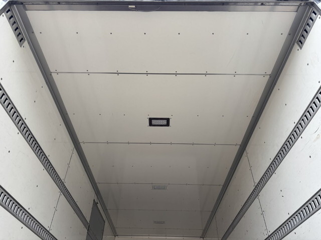 日野レンジャーアルミバン中型（4t）[写真13]