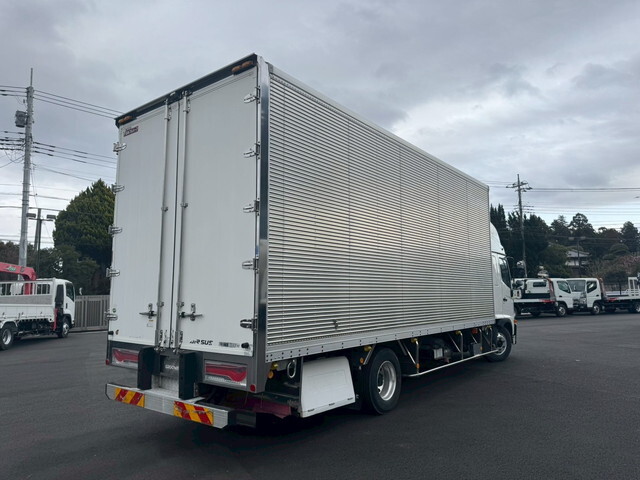 日野レンジャーアルミバン中型（4t）[写真02]