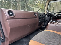 日野レンジャーアルミバン中型（4t）[写真24]