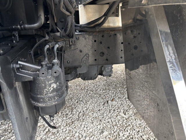 日野レンジャーアルミバン中型（4t）[写真28]