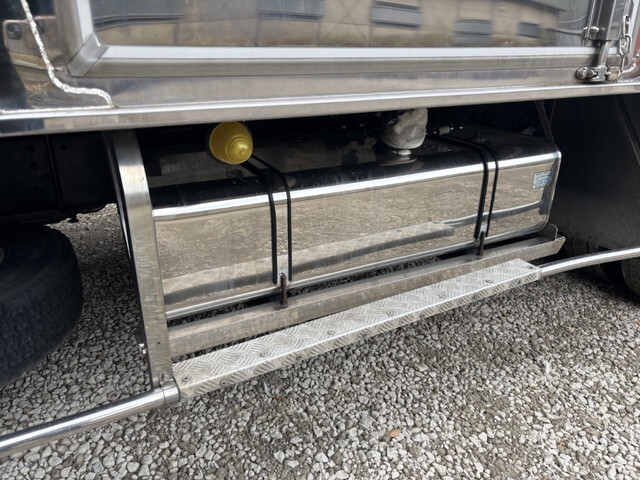 日野レンジャーアルミバン中型（4t）[写真29]