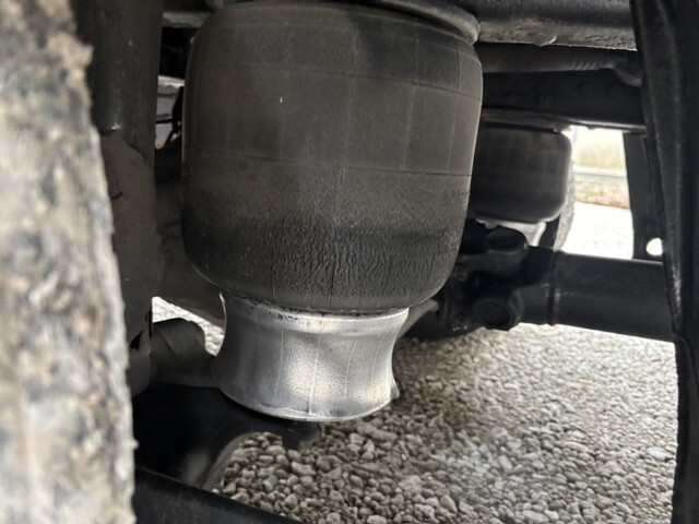 日野レンジャーアルミバン中型（4t）[写真38]