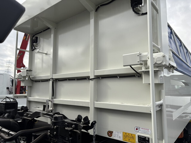 日野レンジャーダンプ増トン（6t・8t）[写真17]