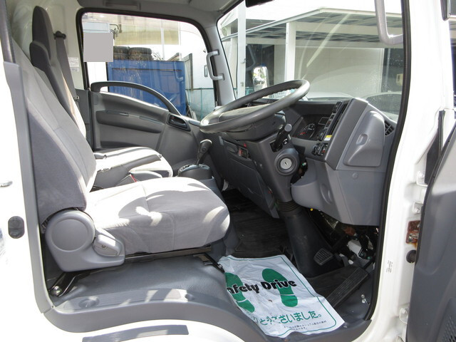 いすゞエルフアルミウイング小型（2t・3t）[写真19]