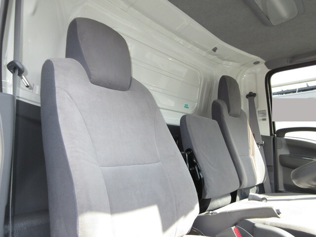 いすゞエルフアルミウイング小型（2t・3t）[写真20]